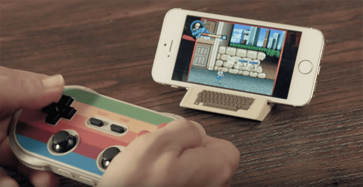 Play Retro Games On IOS And Android With NES Controller